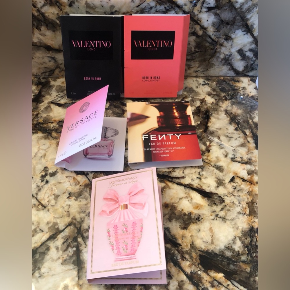 Set of 5 Mixed Designer Samples Vial Spray Card Bundle